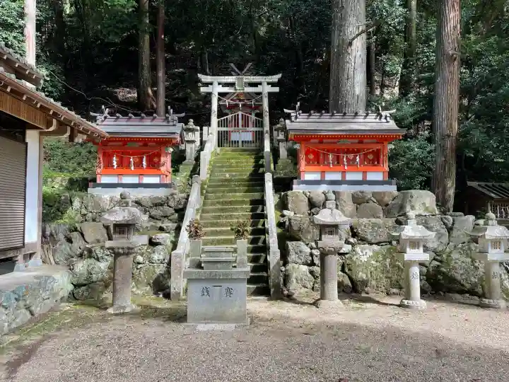 岩神社(奈良県)
