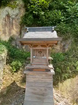 恩徳寺古立石不動明王(岡山県)