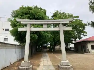 上小岩天祖神社の{uncategorized: "未分類", other: "その他", undefined: "問題あり", building: "その他建物", grave: "お墓", sacred_gate: "鳥居", guardian: "狛犬", statue: "像", buddha: "仏像", history: "歴史", nature: "自然", garden: "庭園", animal: "動物", pagoda: "塔", temizu: "手水舎", mountain_gate: "山門・神門", sanctuary: "本殿・本堂", subordinate: "末社・摂社", art: "芸術", scenery: "景色", jizo: "地蔵", ema: "絵馬", goshuin: "御朱印", omikuji: "おみくじ", items: "授与品その他", amulet: "お守り", goshuincho: "御朱印帳", eats: "食事", festival: "お祭り", votive_dance: "神楽", shichigosan: "七五三参", wedding: "結婚式", experience: "体験その他", initially: "初詣", around: "周辺", anti_infection: "感染症対策"}