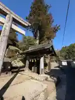 須我神社の{uncategorized: "未分類", other: "その他", undefined: "問題あり", building: "その他建物", grave: "お墓", sacred_gate: "鳥居", guardian: "狛犬", statue: "像", buddha: "仏像", history: "歴史", nature: "自然", garden: "庭園", animal: "動物", pagoda: "塔", temizu: "手水舎", mountain_gate: "山門・神門", sanctuary: "本殿・本堂", subordinate: "末社・摂社", art: "芸術", scenery: "景色", jizo: "地蔵", ema: "絵馬", goshuin: "御朱印", omikuji: "おみくじ", items: "授与品その他", amulet: "お守り", goshuincho: "御朱印帳", eats: "食事", festival: "お祭り", votive_dance: "神楽", shichigosan: "七五三参", wedding: "結婚式", experience: "体験その他", initially: "初詣", around: "周辺", anti_infection: "感染症対策"}