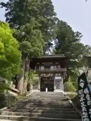 大山寺の山門