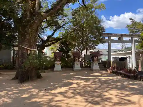 生瀬皇太神社の末社・摂社