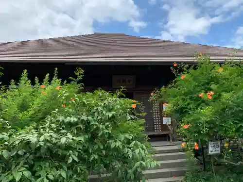 円照寺の本殿・本堂