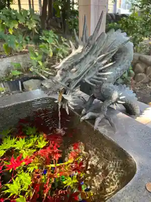 東海市熊野神社の手水舎
