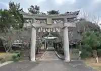 寄八幡神社の{uncategorized: "未分類", other: "その他", undefined: "問題あり", building: "その他建物", grave: "お墓", sacred_gate: "鳥居", guardian: "狛犬", statue: "像", buddha: "仏像", history: "歴史", nature: "自然", garden: "庭園", animal: "動物", pagoda: "塔", temizu: "手水舎", mountain_gate: "山門・神門", sanctuary: "本殿・本堂", subordinate: "末社・摂社", art: "芸術", scenery: "景色", jizo: "地蔵", ema: "絵馬", goshuin: "御朱印", omikuji: "おみくじ", items: "授与品その他", amulet: "お守り", goshuincho: "御朱印帳", eats: "食事", festival: "お祭り", votive_dance: "神楽", shichigosan: "七五三参", wedding: "結婚式", experience: "体験その他", initially: "初詣", around: "周辺", anti_infection: "感染症対策"}
