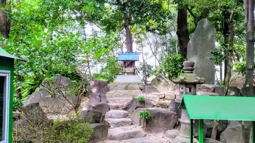 八王子神社の末社