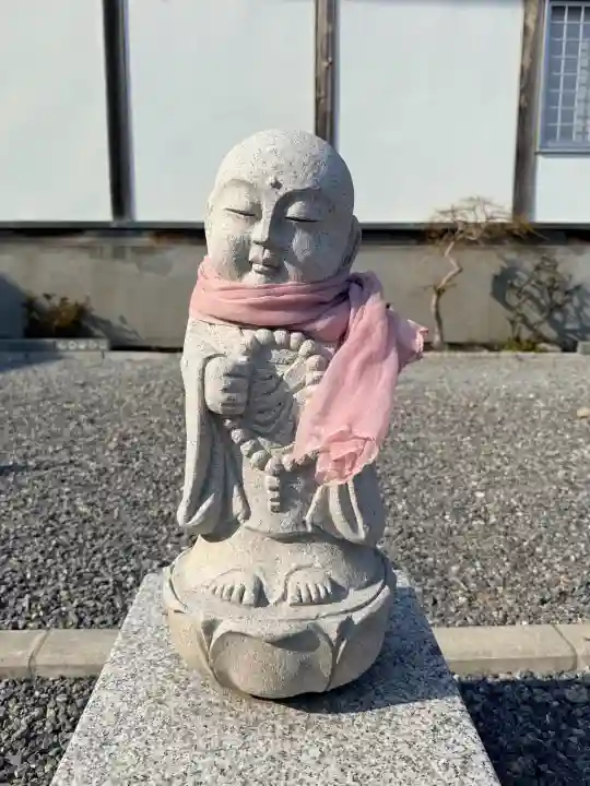 妙見寺の{uncategorized: "未分類", other: "その他", undefined: "問題あり", building: "その他建物", grave: "お墓", sacred_gate: "鳥居", guardian: "狛犬", statue: "像", buddha: "仏像", history: "歴史", nature: "自然", garden: "庭園", animal: "動物", pagoda: "塔", temizu: "手水舎", mountain_gate: "山門・神門", sanctuary: "本殿・本堂", subordinate: "末社・摂社", art: "芸術", scenery: "景色", jizo: "地蔵", ema: "絵馬", goshuin: "御朱印", omikuji: "おみくじ", items: "授与品その他", amulet: "お守り", goshuincho: "御朱印帳", eats: "食事", festival: "お祭り", votive_dance: "神楽", shichigosan: "七五三参", wedding: "結婚式", experience: "体験その他", initially: "初詣", around: "周辺", anti_infection: "感染症対策"}