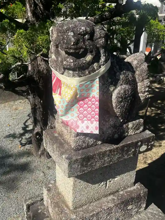 矢宮神社の{uncategorized: "未分類", other: "その他", undefined: "問題あり", building: "その他建物", grave: "お墓", sacred_gate: "鳥居", guardian: "狛犬", statue: "像", buddha: "仏像", history: "歴史", nature: "自然", garden: "庭園", animal: "動物", pagoda: "塔", temizu: "手水舎", mountain_gate: "山門・神門", sanctuary: "本殿・本堂", subordinate: "末社・摂社", art: "芸術", scenery: "景色", jizo: "地蔵", ema: "絵馬", goshuin: "御朱印", omikuji: "おみくじ", items: "授与品その他", amulet: "お守り", goshuincho: "御朱印帳", eats: "食事", festival: "お祭り", votive_dance: "神楽", shichigosan: "七五三参", wedding: "結婚式", experience: "体験その他", initially: "初詣", around: "周辺", anti_infection: "感染症対策"}