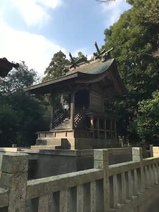 餘子神社の本殿