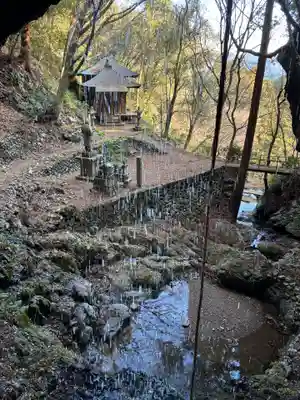 星谷寺（星の岩屋）(徳島県)