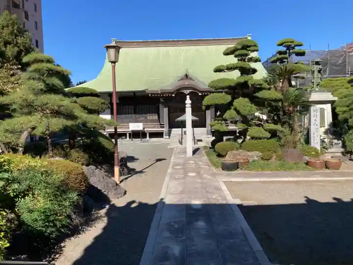 円蔵寺の本殿・本堂