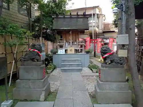 高円寺氷川神社の末社