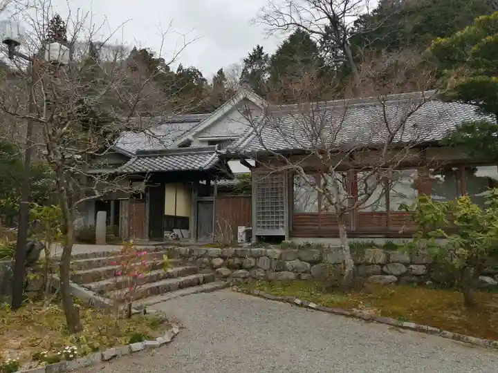 新大佛寺の本殿・本堂