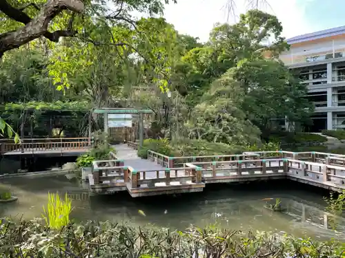 東郷神社の庭園