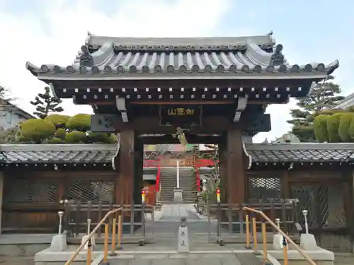 寳珠院（常楽寺）の山門・神門