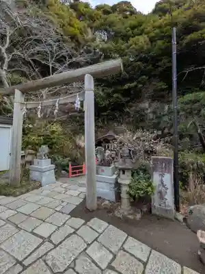 銭洗弁財天宇賀福神社(神奈川県)