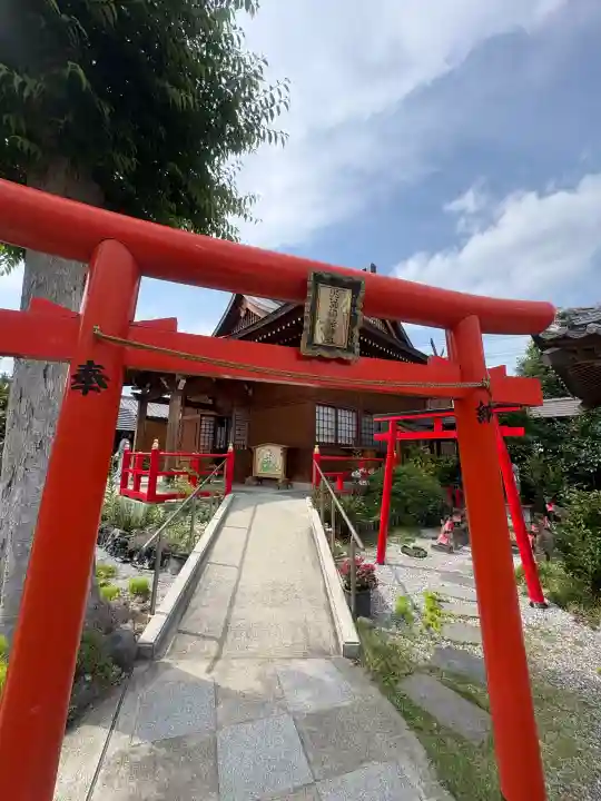於菊稲荷神社(群馬県)