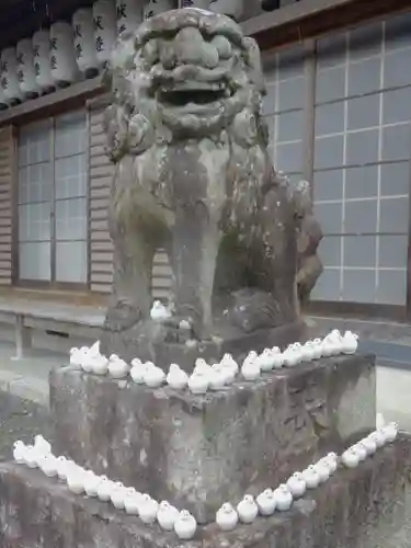 三宅八幡宮の狛犬