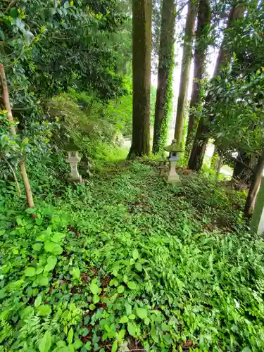 鸕鷀草神社のその他建物