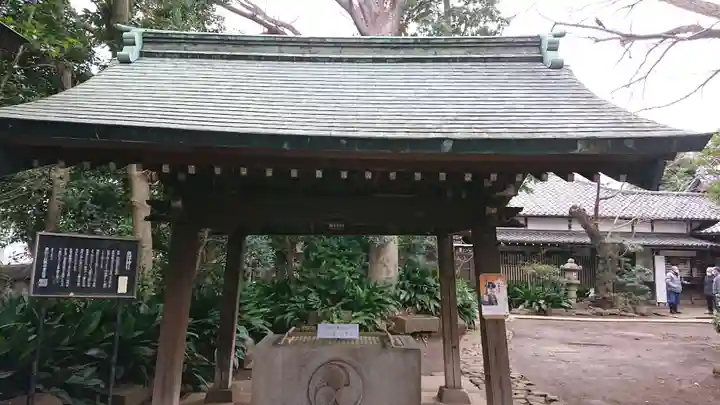 奥澤神社の手水舎
