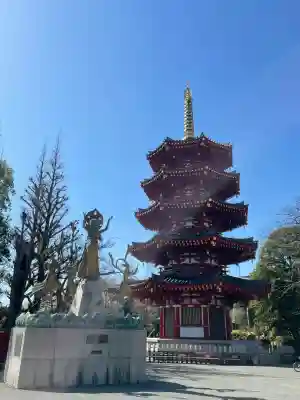 川崎大師(平間寺)の{uncategorized: "未分類", other: "その他", undefined: "問題あり", building: "その他建物", grave: "お墓", sacred_gate: "鳥居", guardian: "狛犬", statue: "像", buddha: "仏像", history: "歴史", nature: "自然", garden: "庭園", animal: "動物", pagoda: "塔", temizu: "手水舎", mountain_gate: "山門・神門", sanctuary: "本殿・本堂", subordinate: "末社・摂社", art: "芸術", scenery: "景色", jizo: "地蔵", ema: "絵馬", goshuin: "御朱印", omikuji: "おみくじ", items: "授与品その他", amulet: "お守り", goshuincho: "御朱印帳", eats: "食事", festival: "お祭り", votive_dance: "神楽", shichigosan: "七五三参", wedding: "結婚式", experience: "体験その他", initially: "初詣", around: "周辺", anti_infection: "感染症対策"}