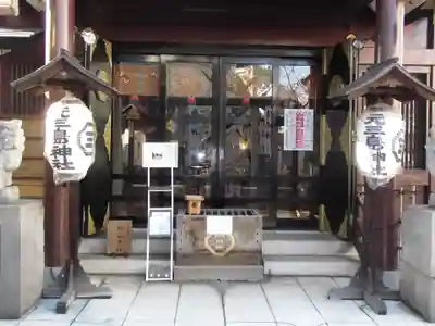 元三島神社の本殿・本堂