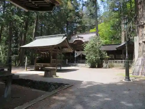 矢彦神社の建物その他