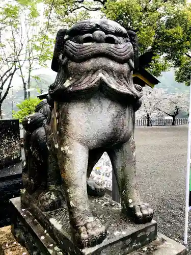 豊葦原神社の狛犬