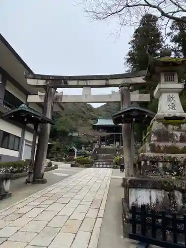 伊奈波神社の鳥居