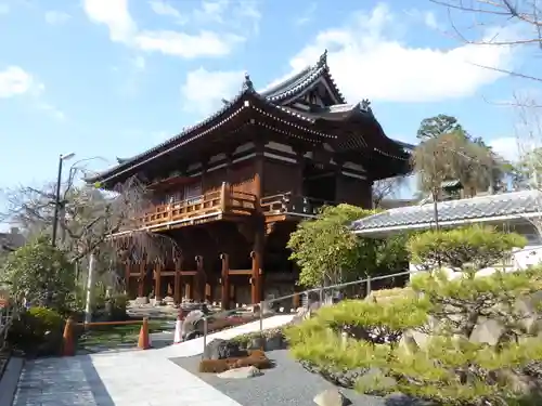 総持寺の本殿