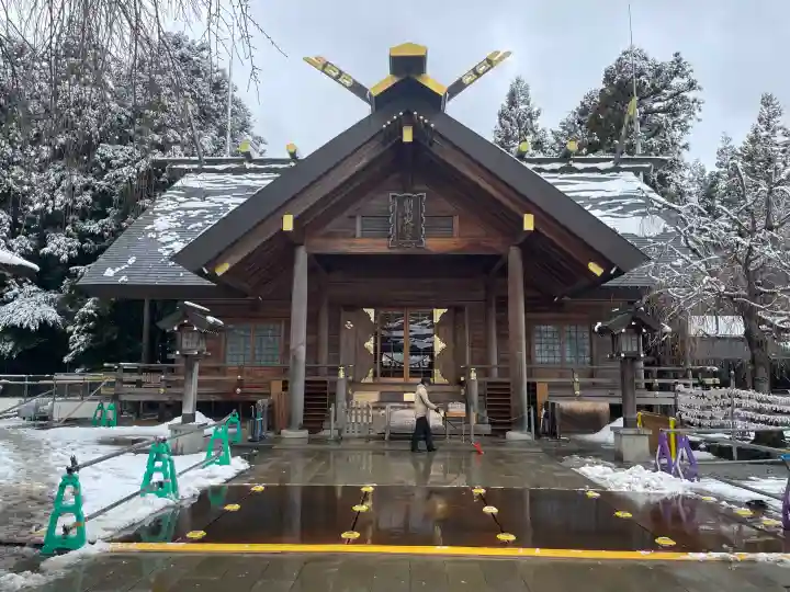 開成山大神宮の{uncategorized: "未分類", other: "その他", undefined: "問題あり", building: "その他建物", grave: "お墓", sacred_gate: "鳥居", guardian: "狛犬", statue: "像", buddha: "仏像", history: "歴史", nature: "自然", garden: "庭園", animal: "動物", pagoda: "塔", temizu: "手水舎", mountain_gate: "山門・神門", sanctuary: "本殿・本堂", subordinate: "末社・摂社", art: "芸術", scenery: "景色", jizo: "地蔵", ema: "絵馬", goshuin: "御朱印", omikuji: "おみくじ", items: "授与品その他", amulet: "お守り", goshuincho: "御朱印帳", eats: "食事", festival: "お祭り", votive_dance: "神楽", shichigosan: "七五三参", wedding: "結婚式", experience: "体験その他", initially: "初詣", around: "周辺", anti_infection: "感染症対策"}