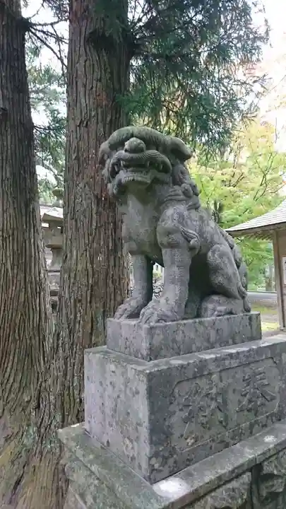 上沼八幡神社の狛犬