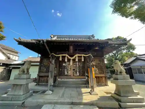 厳島神社の本殿