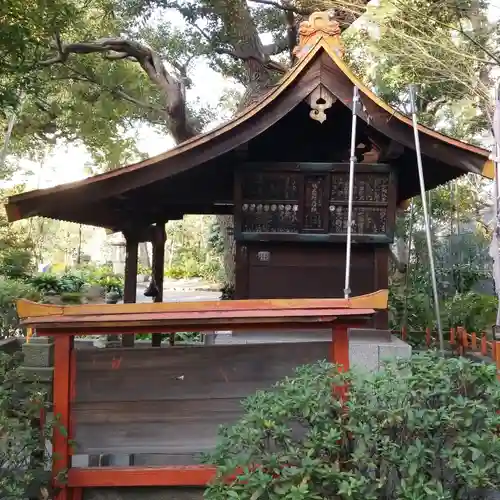 駒止稲荷神社の末社・摂社