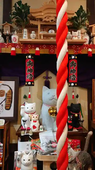長崎尾曲がり猫神社の本殿・本堂