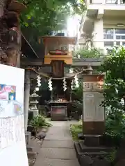 稲荷鬼王神社の鳥居