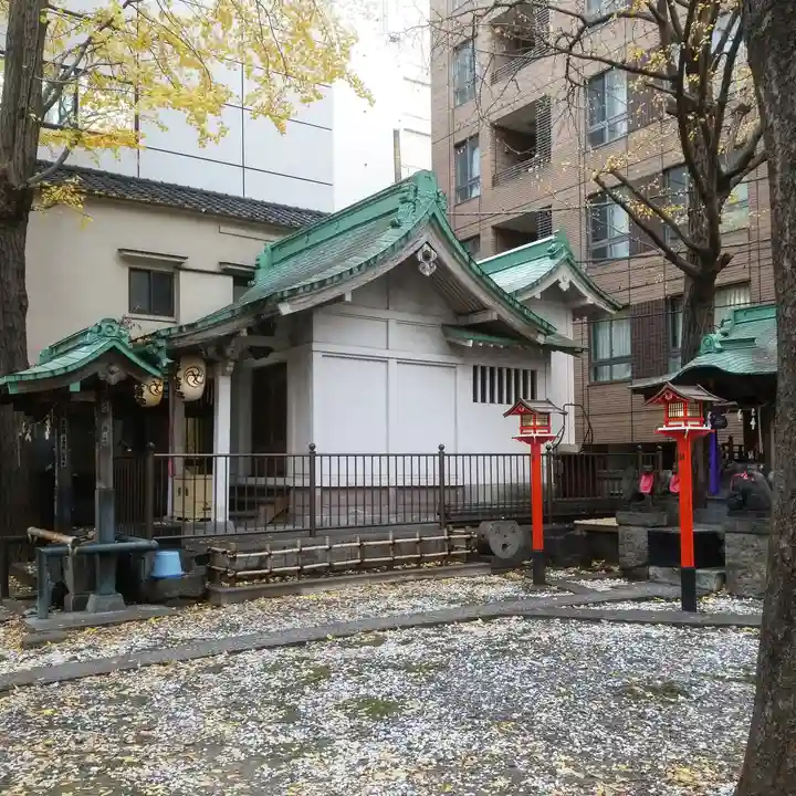 銀杏八幡宮の本殿・本堂
