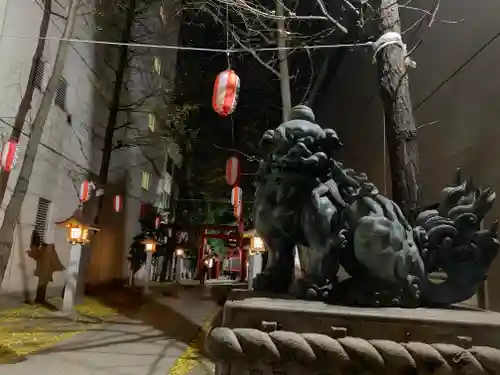 花園神社の狛犬