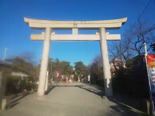 片瀬諏訪神社の鳥居