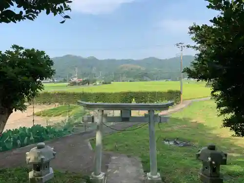 山神神社の鳥居