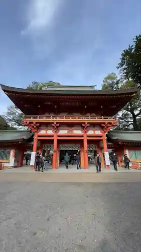 武蔵一宮氷川神社の山門・神門