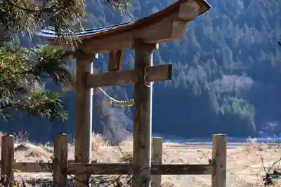 岩上神社の鳥居