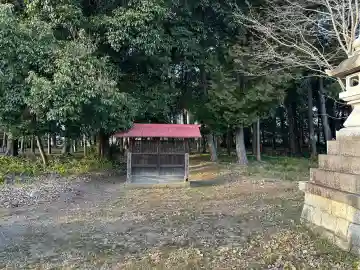 成海神社(羽黒八幡宮)の{uncategorized: "未分類", other: "その他", undefined: "問題あり", building: "その他建物", grave: "お墓", sacred_gate: "鳥居", guardian: "狛犬", statue: "像", buddha: "仏像", history: "歴史", nature: "自然", garden: "庭園", animal: "動物", pagoda: "塔", temizu: "手水舎", mountain_gate: "山門・神門", sanctuary: "本殿・本堂", subordinate: "末社・摂社", art: "芸術", scenery: "景色", jizo: "地蔵", ema: "絵馬", goshuin: "御朱印", omikuji: "おみくじ", items: "授与品その他", amulet: "お守り", goshuincho: "御朱印帳", eats: "食事", festival: "お祭り", votive_dance: "神楽", shichigosan: "七五三参", wedding: "結婚式", experience: "体験その他", initially: "初詣", around: "周辺", anti_infection: "感染症対策"}