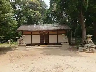 久保神社の本殿