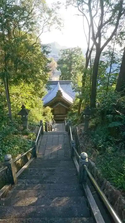 村國神社の景色