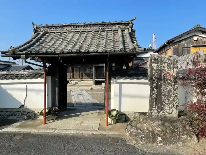 西来寺の{uncategorized: "未分類", other: "その他", undefined: "問題あり", building: "その他建物", grave: "お墓", sacred_gate: "鳥居", guardian: "狛犬", statue: "像", buddha: "仏像", history: "歴史", nature: "自然", garden: "庭園", animal: "動物", pagoda: "塔", temizu: "手水舎", mountain_gate: "山門・神門", sanctuary: "本殿・本堂", subordinate: "末社・摂社", art: "芸術", scenery: "景色", jizo: "地蔵", ema: "絵馬", goshuin: "御朱印", omikuji: "おみくじ", items: "授与品その他", amulet: "お守り", goshuincho: "御朱印帳", eats: "食事", festival: "お祭り", votive_dance: "神楽", shichigosan: "七五三参", wedding: "結婚式", experience: "体験その他", initially: "初詣", around: "周辺", anti_infection: "感染症対策"}