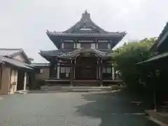 龍運寺の本殿