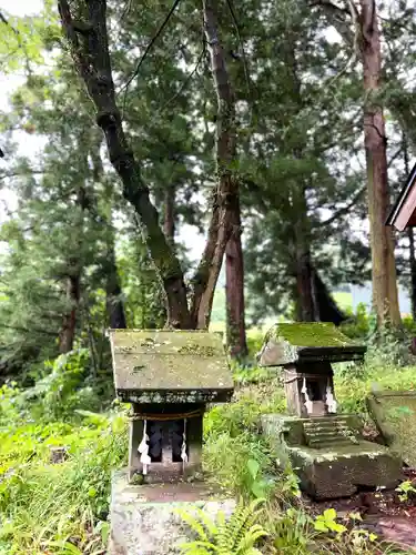 山家神社の末社・摂社
