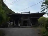 峯寺の{uncategorized: "未分類", other: "その他", undefined: "問題あり", building: "その他建物", grave: "お墓", sacred_gate: "鳥居", guardian: "狛犬", statue: "像", buddha: "仏像", history: "歴史", nature: "自然", garden: "庭園", animal: "動物", pagoda: "塔", temizu: "手水舎", mountain_gate: "山門・神門", sanctuary: "本殿・本堂", subordinate: "末社・摂社", art: "芸術", scenery: "景色", jizo: "地蔵", ema: "絵馬", goshuin: "御朱印", omikuji: "おみくじ", items: "授与品その他", amulet: "お守り", goshuincho: "御朱印帳", eats: "食事", festival: "お祭り", votive_dance: "神楽", shichigosan: "七五三参", wedding: "結婚式", experience: "体験その他", initially: "初詣", around: "周辺", anti_infection: "感染症対策"}