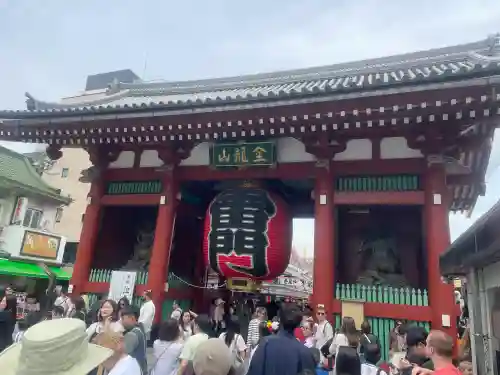 浅草寺の{uncategorized: "未分類", other: "その他", undefined: "問題あり", building: "その他建物", grave: "お墓", sacred_gate: "鳥居", guardian: "狛犬", statue: "像", buddha: "仏像", history: "歴史", nature: "自然", garden: "庭園", animal: "動物", pagoda: "塔", temizu: "手水舎", mountain_gate: "山門・神門", sanctuary: "本殿・本堂", subordinate: "末社・摂社", art: "芸術", scenery: "景色", jizo: "地蔵", ema: "絵馬", goshuin: "御朱印", omikuji: "おみくじ", items: "授与品その他", amulet: "お守り", goshuincho: "御朱印帳", eats: "食事", festival: "お祭り", votive_dance: "神楽", shichigosan: "七五三参", wedding: "結婚式", experience: "体験その他", initially: "初詣", around: "周辺", anti_infection: "感染症対策"}